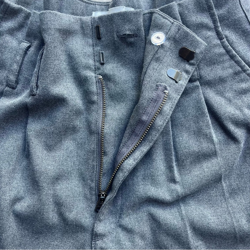 Abercrombie & Fitch Ultra High Rise Grey Trouser Pleated Cuffed Shorts Size S - Picture 4 of 9